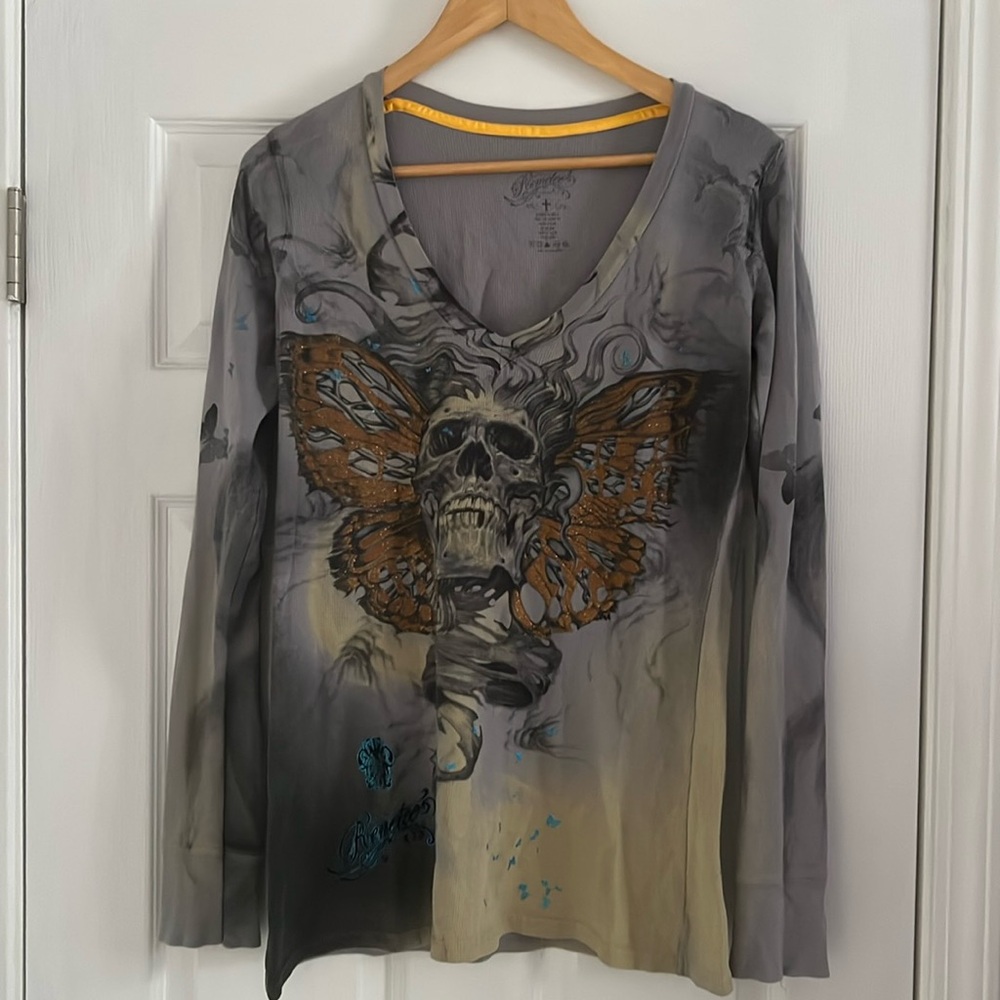 Remetee vneck women’s statement shirt size XL